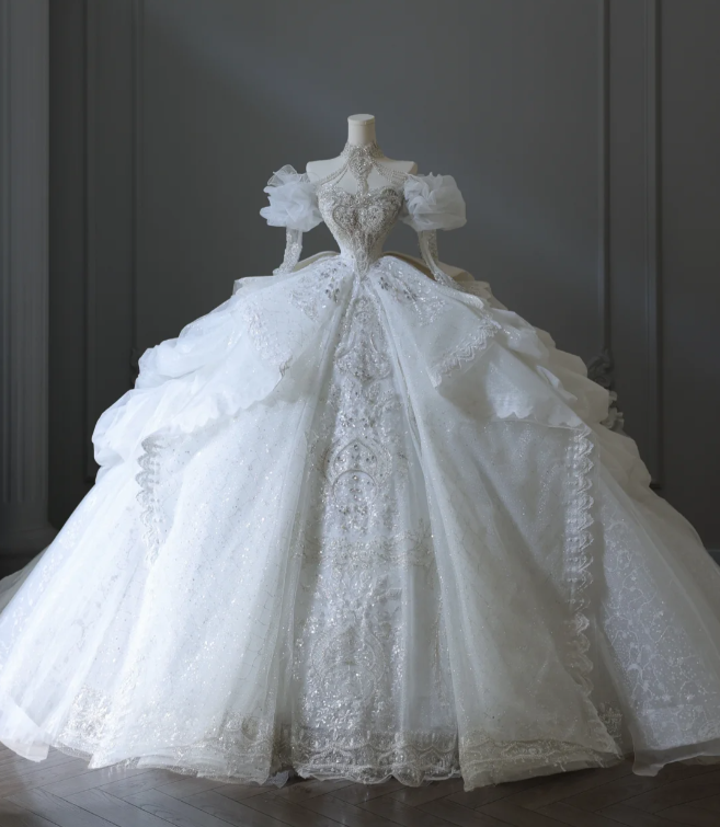 French court retro white long-sleeved beaded luxury floor-length wedding dress P2562