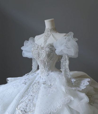 French court retro white long-sleeved beaded luxury floor-length wedding dress P2562