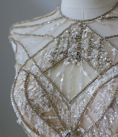 Luxurious Champagne Sleeveless Beaded Rhinestone A-Line Floor-Length Tulle Wedding Dress P2576