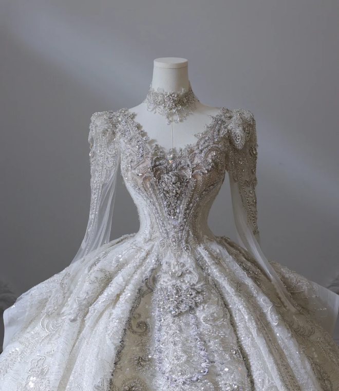 Luxurious beaded long-sleeved sparkling palace retro floor-length wedding dress P2581