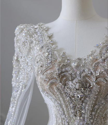Luxurious beaded long-sleeved sparkling palace retro floor-length wedding dress P2581