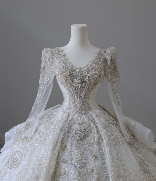 Luxurious beaded long-sleeved sparkling palace retro floor-length wedding dress P2581