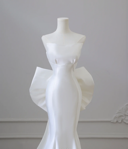 Elegant White Mermaid Satin Butterfly Wedding Dress P2585