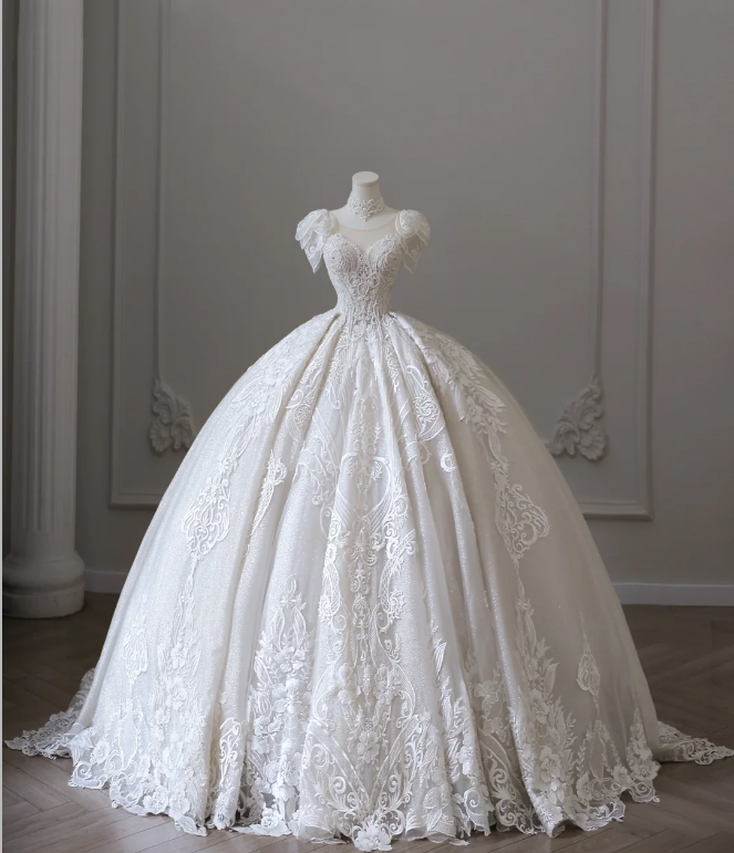 Royal French Round Neck Embroidered Princess Floor-Length Wedding Dress P2595