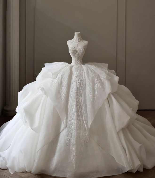 High Waist Strapless Lace Puffy Layered A-Line Floor-Length Wedding Dress P2599