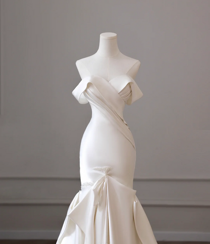Elegant and Simple Off-the-shoulder Satin Mermaid Wedding Dress P2600