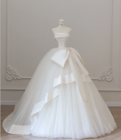 Elegant White Strapless Bowknot Tulle A-Line Floor-Length Wedding Dress P2611