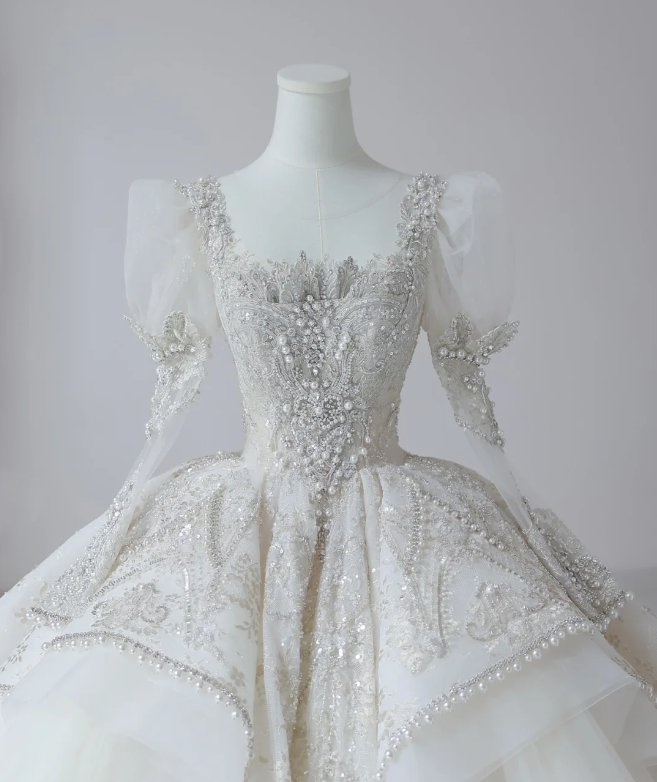 Fantasy French Square Neck Puff Sleeves Shiny Beaded Tulle Floor-Length Wedding Dress P2613