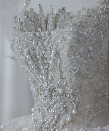 Fantasy French Square Neck Puff Sleeves Shiny Beaded Tulle Floor-Length Wedding Dress P2613