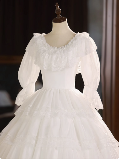 Vintage Lace Round Neck Princess Long Sleeve A-Line Wedding Dress P2625