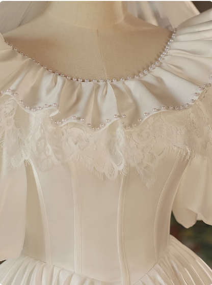 Elegant French White Satin Puff Sleeve Lace Floor Length Wedding Dress P2630