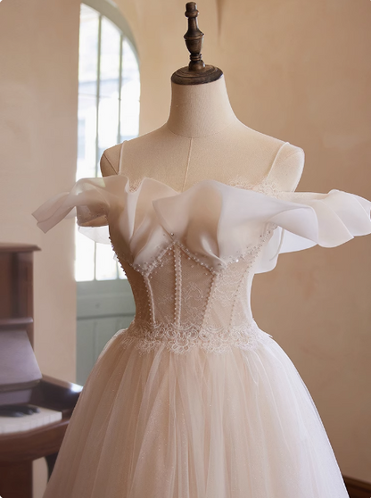 Elegant and flowing white strapless tulle beaded A-line wedding dress P2638