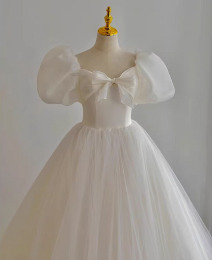 Princess Simple White Tulle Puff Sleeve A-Line Floor-Length Wedding Dress P2642