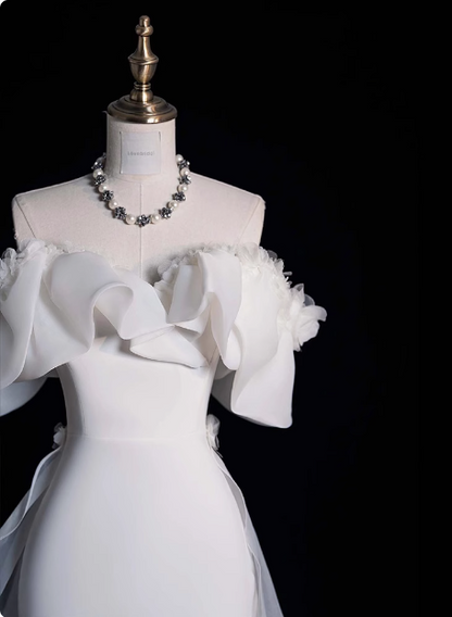 Elegant and simple one-shoulder satin mermaid floor-length wedding dress P2648