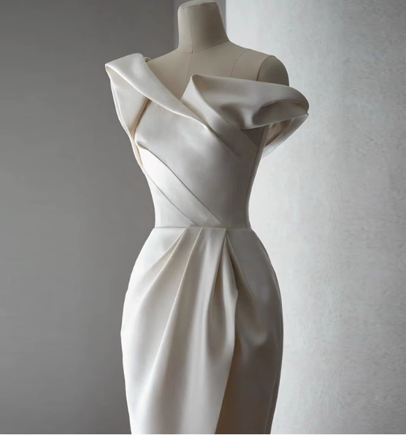 Satin French One Shoulder Hip-wrapped Fishtail Wedding Dress P2653