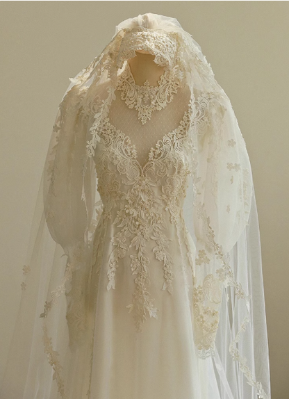 Vintage Lace Simple French Tulle Wedding Dress with Train P2659