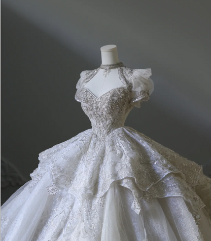 French Retro Lace Short Sleeve Princess Beaded Floor-Length Wedding Dress P2566