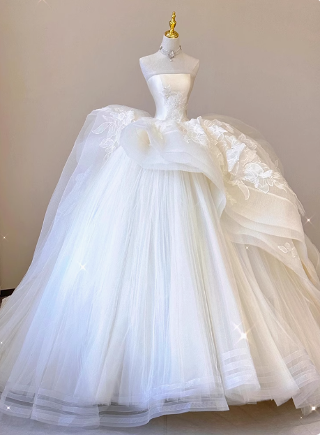 White Strapless A-Line Tulle Floor-Length Wedding Dress P2667