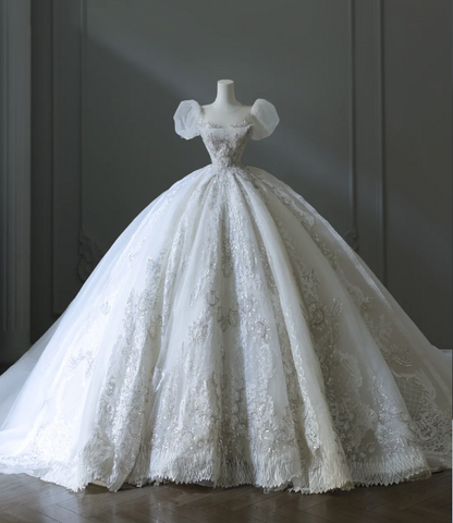 Dreamy Princess Puff Sleeve Round Neck Beaded Floor-Length Wedding Dress P2569
