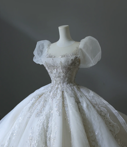 Dreamy Princess Puff Sleeve Round Neck Beaded Floor-Length Wedding Dress P2569