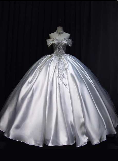 Elegant French Long Sleeve Satin Shiny Beaded Bow Floor-Length Wedding Dress P2672