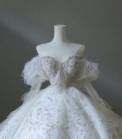 Dreamy Sweet Princess Heart-Shaped Neck Rhinestone Floor-Length Wedding Dress P2572