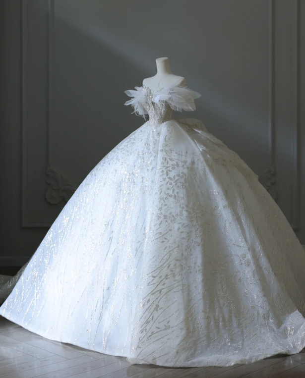 Fantasy Swan One Shoulder Princess Tulle Floor-Length Wedding Dress P2573