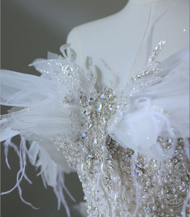 Fantasy Swan One Shoulder Princess Tulle Floor-Length Wedding Dress P2573