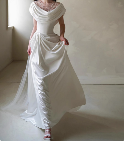 Elegant high-end satin off-the-shoulder floor-length wedding dress P2676