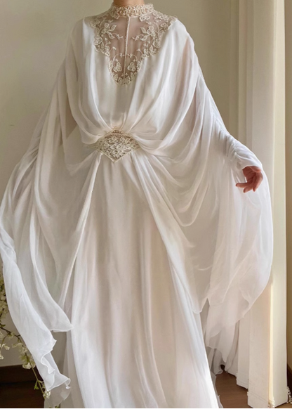 Elegant and flowing white lace chiffon high-neck wedding dress P2679