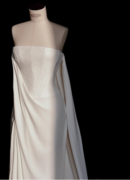 Elegant white strapless chiffon mermaid wedding dress P2681