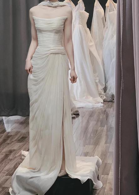 Simple strapless white elegant chiffon high slit wedding dress P2687