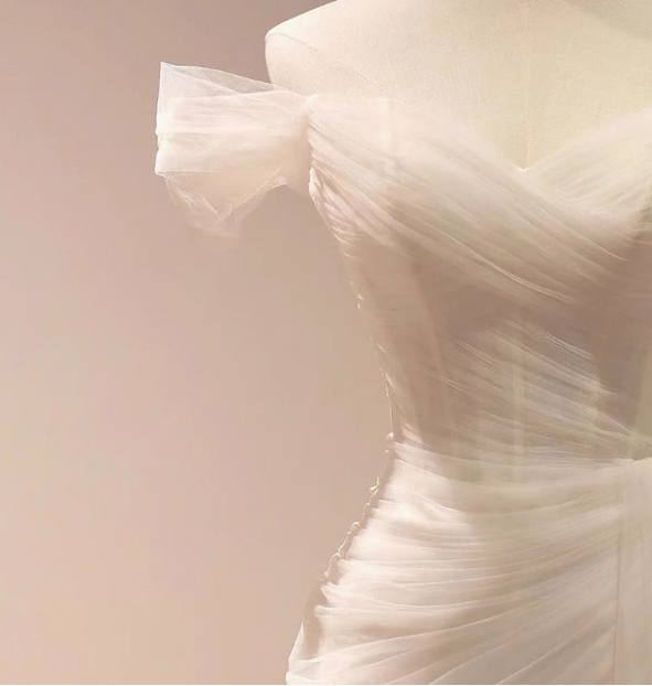 Elegant minimalist off-shoulder sheer white mermaid wedding dress P2695