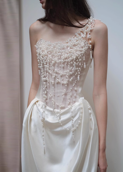 White One Shoulder Beaded Satin French Light Wedding Dress P2698