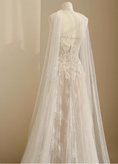 Flowing Lace Sweetheart Neckline A-Line Tulle Wedding Dress P2699