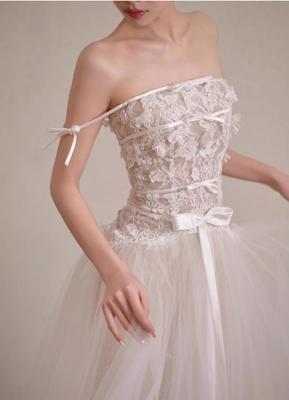 Elegant off-the-shoulder white lace tulle floor-length wedding dress P2702