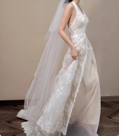 French Retro Lace Halter Off-shoulder Floor-length A-line Wedding Dress P2706