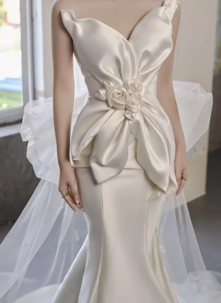 French Elegant White Strapless Chic 3D Flower Mermaid Satin Wedding Dress P2709