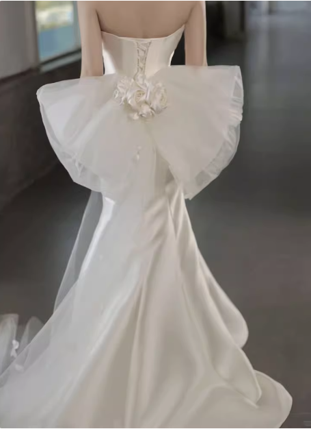 French Elegant White Strapless Chic 3D Flower Mermaid Satin Wedding Dress P2709