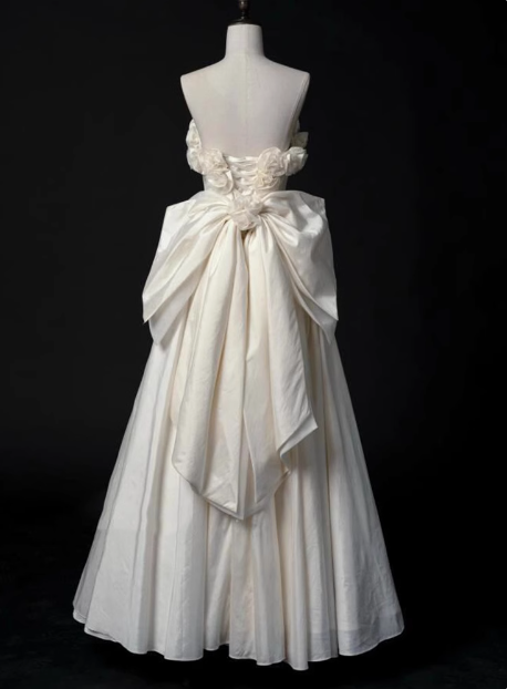 French style tube top 3D flower bow tie back A-line wedding dress P2715