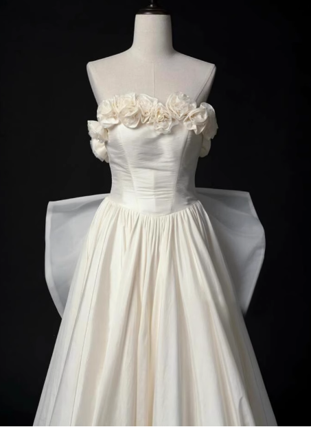 French style tube top 3D flower bow tie back A-line wedding dress P2715