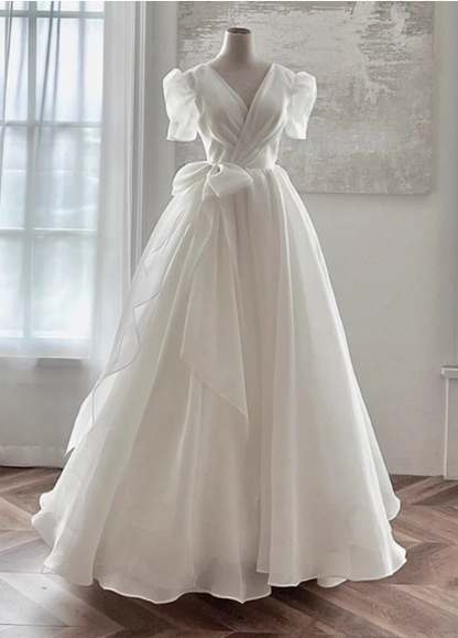 Flowing Floor-Length White V-Neck Short Sleeve Tulle A-Line Wedding Dress P2718