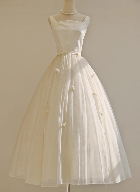 Simple White Strapless Tulle Bowknot A-Line Tea Length Wedding Dress P2721