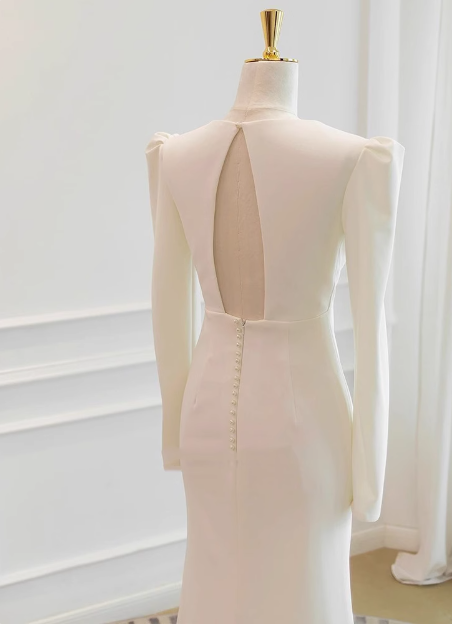 Simple and Elegant Long Sleeve V-Neck Satin Mermaid Floor-Length Wedding Dress P2722