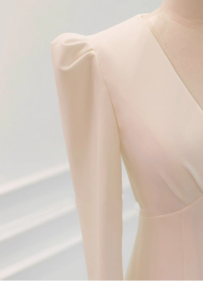 Simple and Elegant Long Sleeve V-Neck Satin Mermaid Floor-Length Wedding Dress P2722