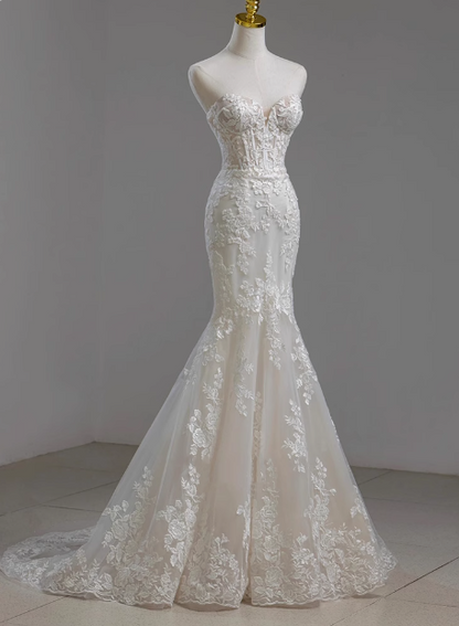 French Lace Strapless Off-shoulder Waisted Fishtail Tulle Wedding Dress with Small Train P2725