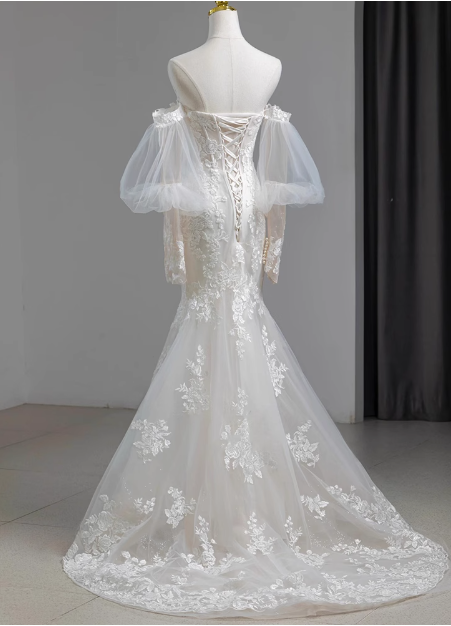 French Lace Strapless Off-shoulder Waisted Fishtail Tulle Wedding Dress with Small Train P2725