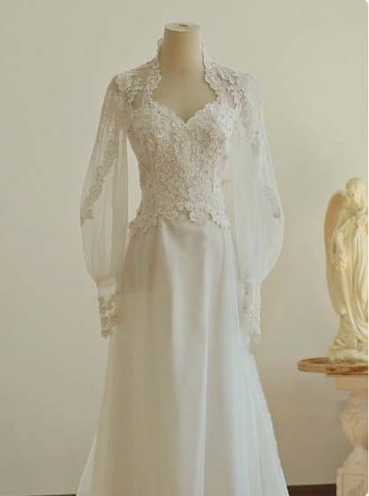 Vintage Lace V-Neck Long Sleeves Trailing Wedding Dress P2746