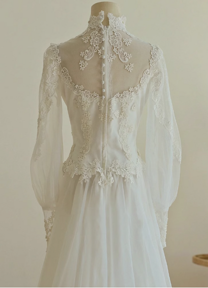 Vintage Lace V-Neck Long Sleeves Trailing Wedding Dress P2746