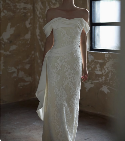 Elegant One Shoulder Mermaid Lace Wedding Dress P2750